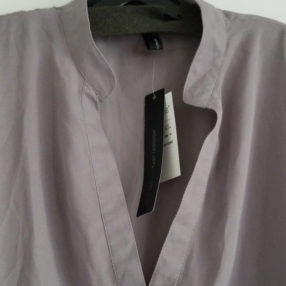 Blouse - Picture 2 of 2